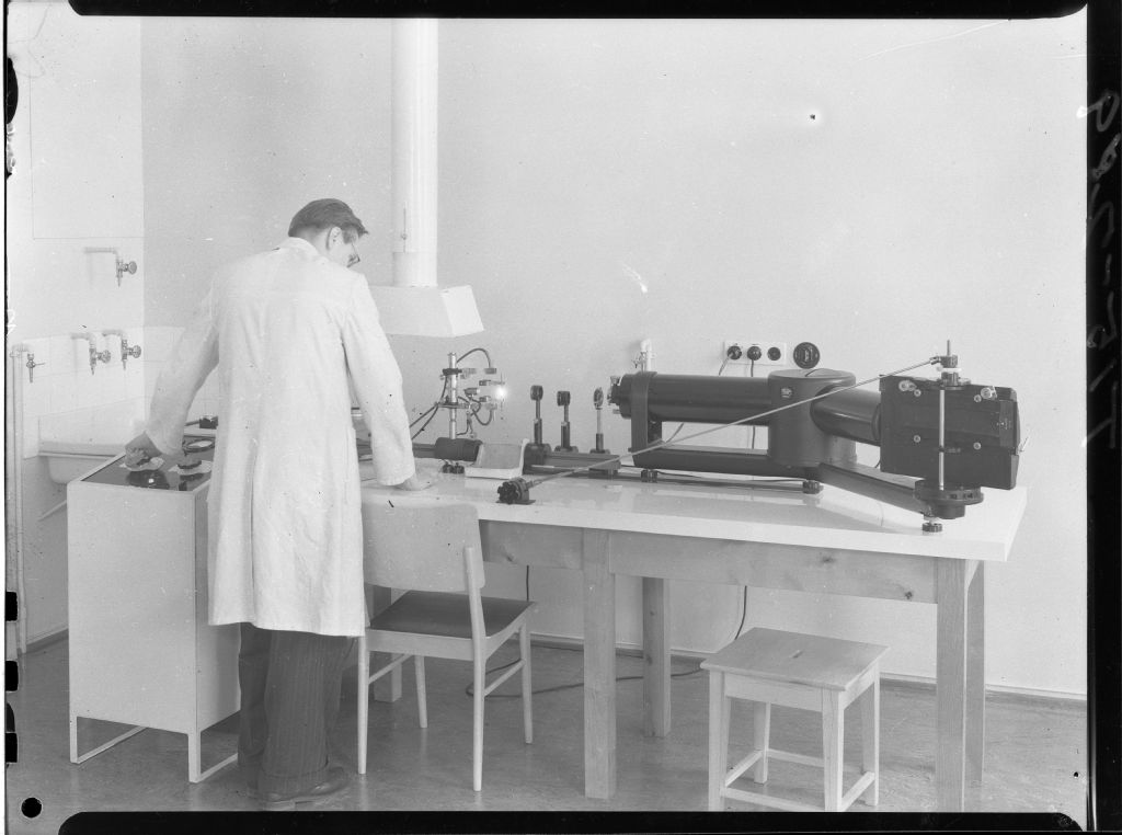 Kemian laboratorio, Lars G. Lund