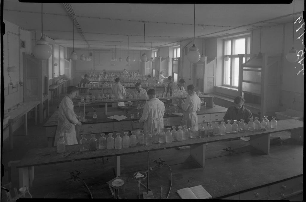 Kemian laboratoriot, Hietalahti