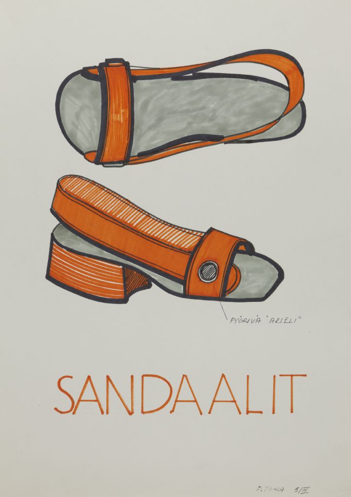 Päivi Tiuran suunnittelemat oranssit korolliset sandaalit