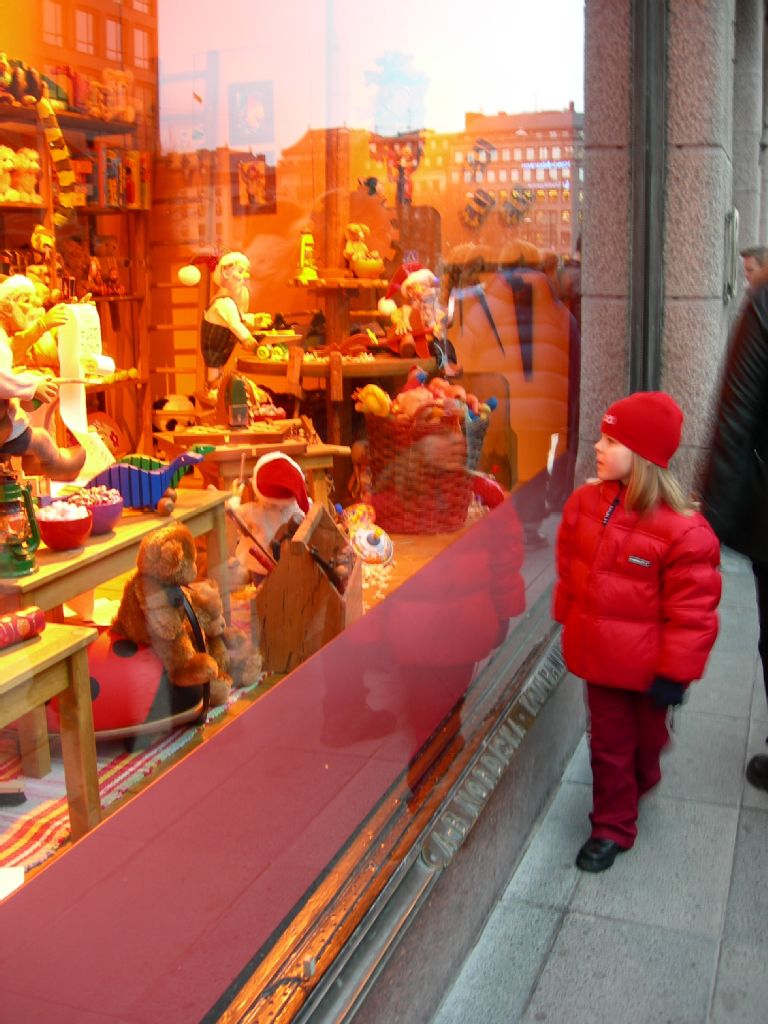 Ekskursio Tukholmaan, matkakuvia: Nordiska Kompaniet, Hamngatan
