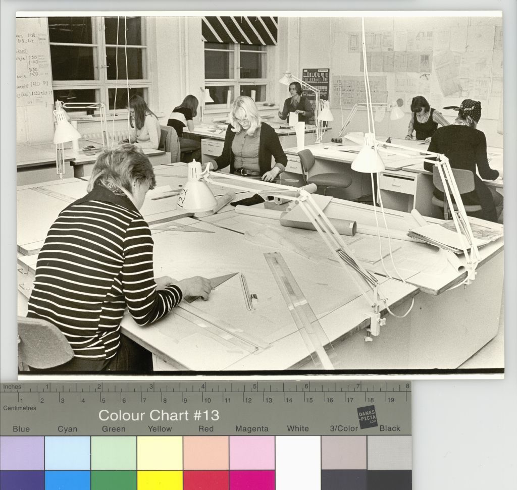 Taideteollisen korkeakoulun toimintaa 1980-luvulla: sisustusneuvojalinja