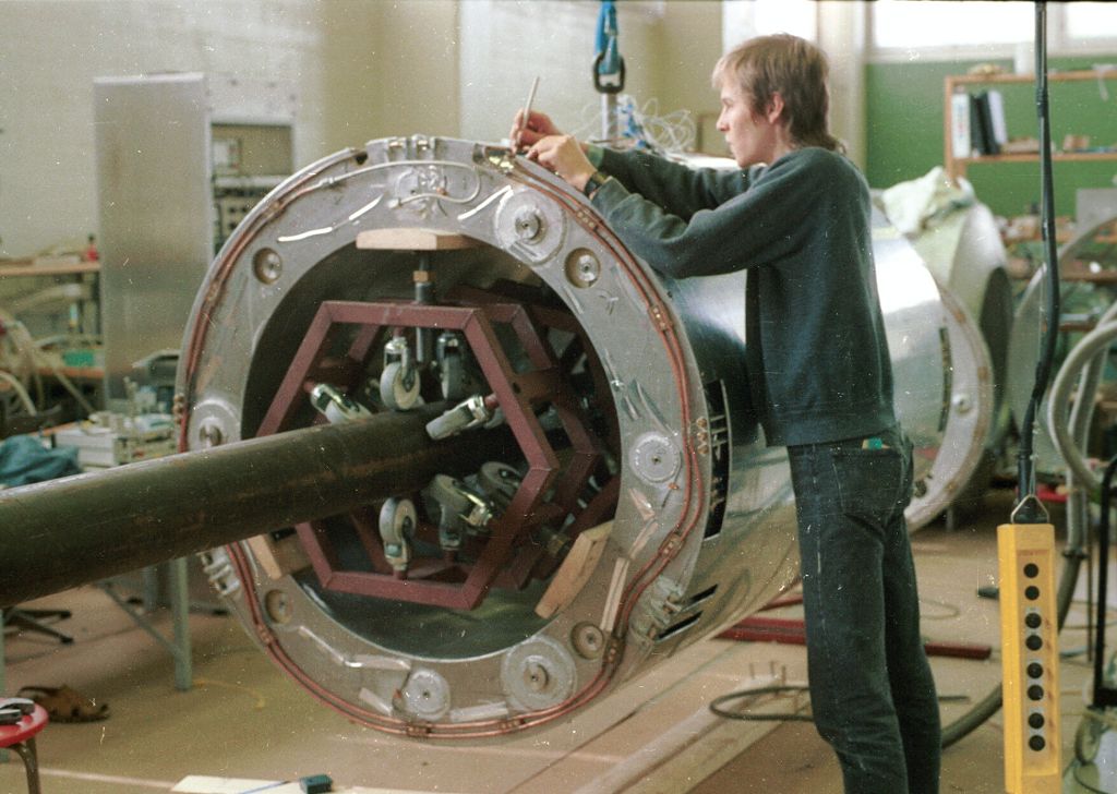 LTL Photos from 1991; Proton Nuclear Magnetic Resonance (PNMR)